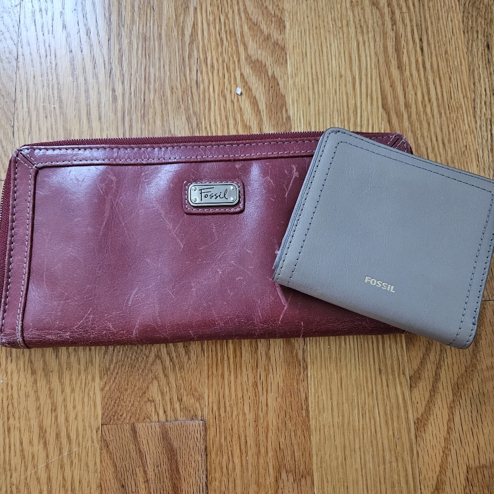 Fossil Bundle of 2 Wallets